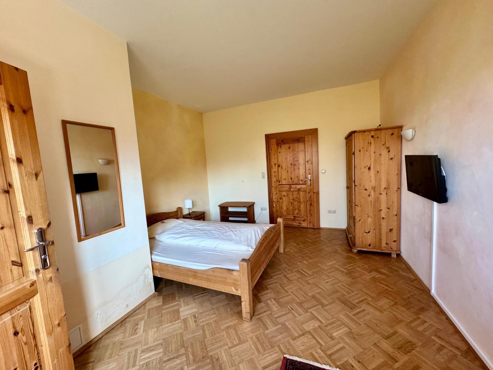 Hotel Gruenwald Ансбах Экстерьер фото